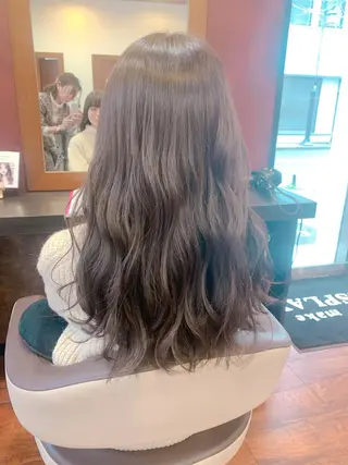 ロング カラー 井上 美奈子のヘアスタイル