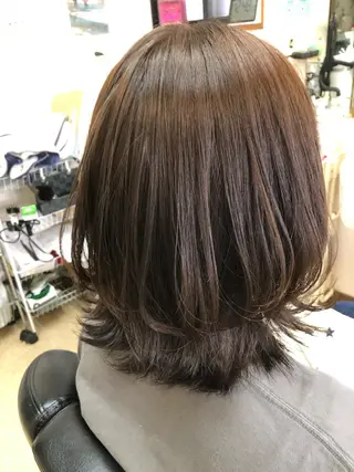 セミロング カラー 石塚 浩のヘアスタイル