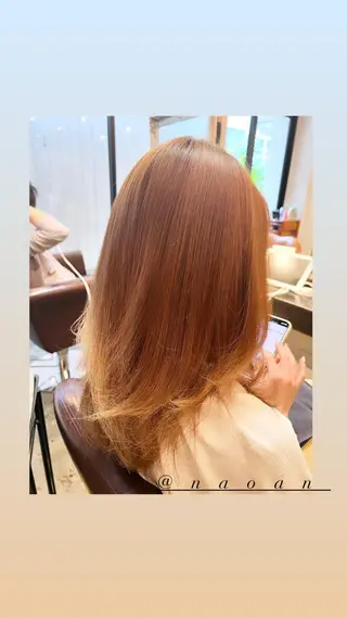 セミロング ハイライト/インナー /ブリーチ/レイヤーのヘアスタイル