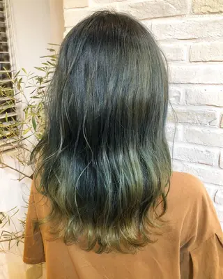 ミディアム カラー ヘアアレンジ 遠藤 拓馬のヘアスタイル