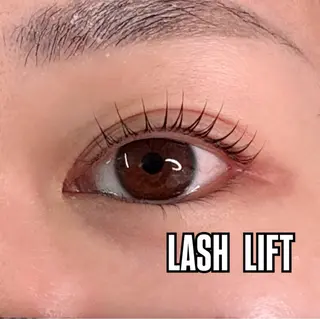 マツエク・マツパ pommier所属・野田 しおりのマツエク・マツパデザイン