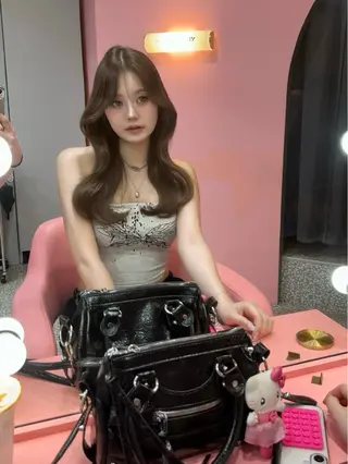 セミロング カラー 原宿／ワンホンヘア SAAYA🖤のヘアスタイル