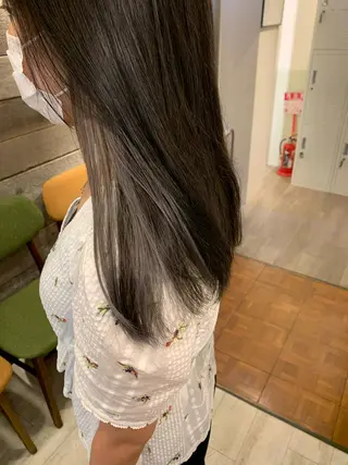 セミロング カラー ヘアアレンジ kei🤎ベージュ /透明感カラー/博多のヘアスタイル