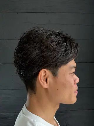 ミディアム パーマ メンズサロン soshiのヘアスタイル