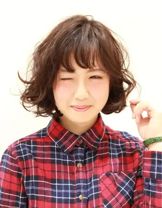 ミディアム 所渉/韓国レイヤー /ウルフカットのヘアスタイル