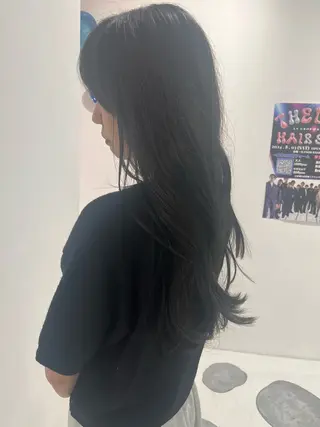 ロング femme YUIのヘアスタイル