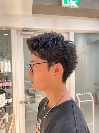 ショート パーマ ヘアアレンジ メンズ 艶髪✨寒色カラー✨ 翁長孝輔のヘアスタイル