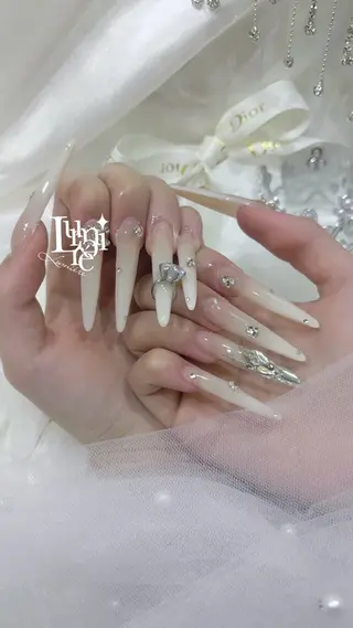 ネイル Lumière｜ ロング｜ワンホンのネイルデザイン