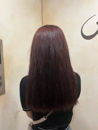 ロング カラー 秋澤 楓のヘアスタイル