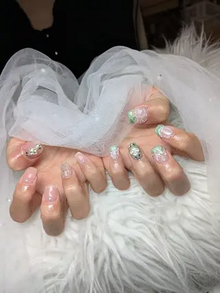 ネイル Queen Nail 研修生のネイルデザイン