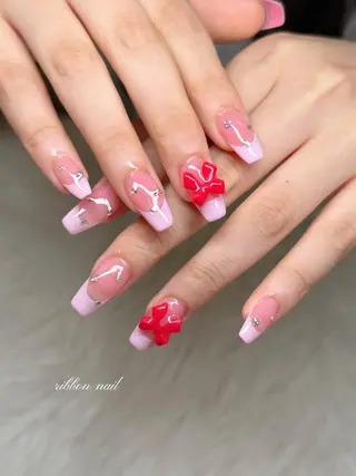 ネイル UnFLAIR 麻布十番店🧸NAOのネイルデザイン