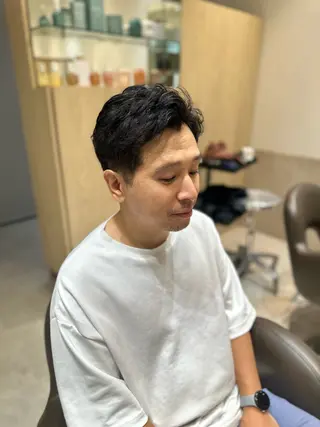 ショート メンズ 松本 涼大朗のヘアスタイル