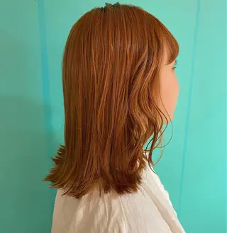ミディアム カラー コマツリサ ROCCO eastのヘアスタイル