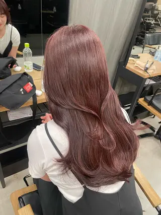 ロング 伊藤 莉奈　韓国ヘアのヘアスタイル