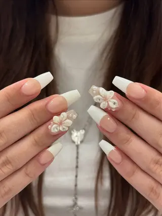 ネイル Schon🫧 yuna🫧のネイルデザイン