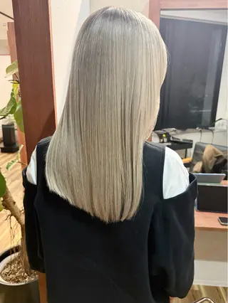 セミロング カラー 田室 和幸のヘアスタイル