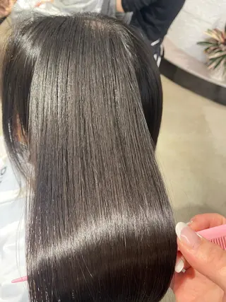 ロング 野原 ひかるのヘアスタイル