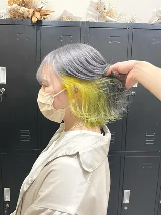 ショート カラー パーマ ヘアアレンジ メンズ キッズ ネイル マツエク・マツパ 切りっぱなしヘアボブ ミディアムヘアRYOのヘアスタイル