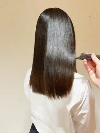 セミロング パーマ 森山 葵のヘアスタイル