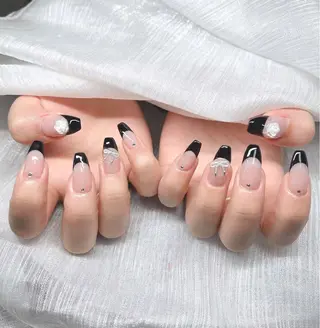 ネイル Lee Ainのネイルデザイン