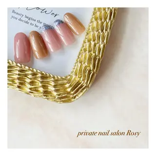 ネイル 🌹 𝕄𝕒𝕚のネイルデザイン