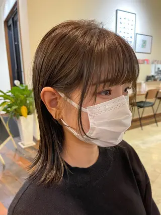 セミロング カラー 梶原 真帆のヘアスタイル