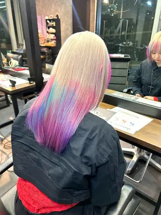 ミディアム 鈴木 華奈のヘアスタイル