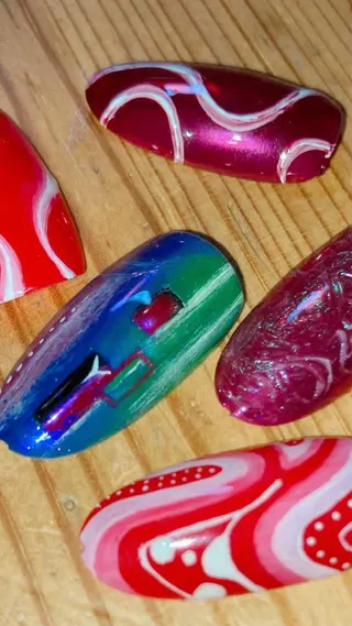 ネイル Spiky とうげ ふうかのネイルデザイン