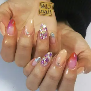 セミロング ヘアアレンジ パーマ ネイル マツエク・マツパ キッズ 荒木 莉奈のネイルデザイン