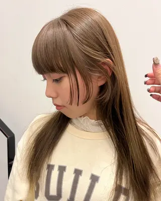 カラー aya/ブリーチ/ ボブ/ショートのヘアスタイル