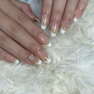 ネイル S. JEWELのネイルデザイン