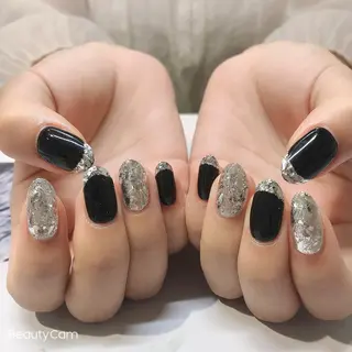 ネイル ガレンドウ 白澤 愛子のネイルデザイン