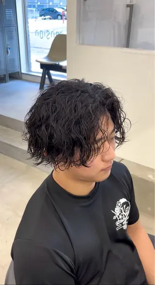 ショート パーマ メンズ なりたひろと / フェザーパーマのヘアスタイル