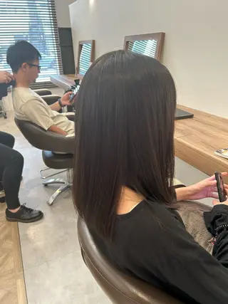 セミロング パーマ やまこし 美裕樹のヘアスタイル
