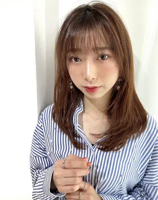 セミロング カラー 過去一の柔髪ヘア 🌿einshairのヘアスタイル