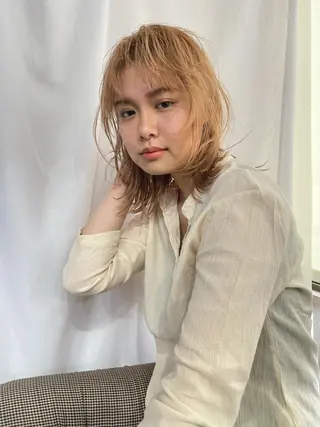 ミディアム 早瀬裕之 パーマのヘアスタイル