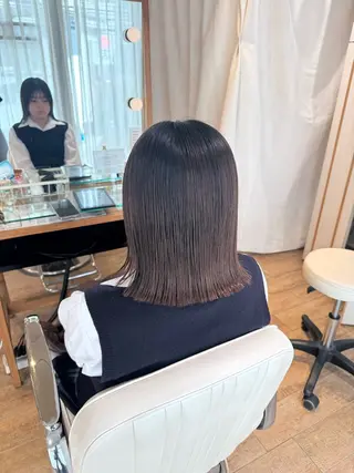 ミディアム Neolive 千尋のヘアスタイル
