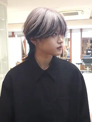 ショート カラー ケアブリーチ特化 same 🦈のヘアスタイル