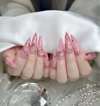 ネイル いちご ちゃんのネイルデザイン