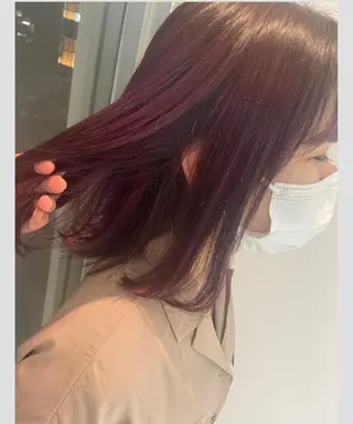 ミディアム ベージュカラー/ いぢちるみのヘアスタイル