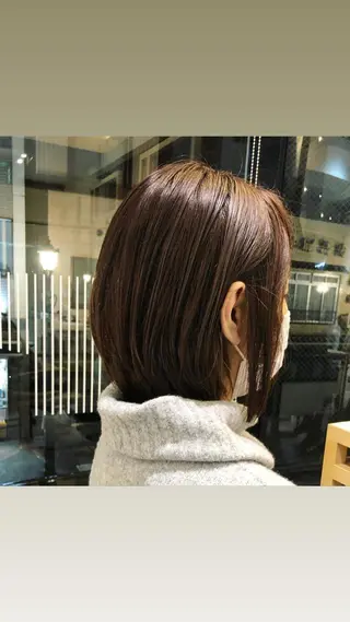 ミディアム カラー レイヤーカット 特化型シオンのヘアスタイル