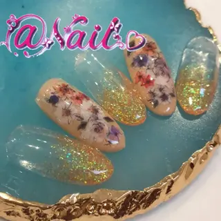 ネイル 小尾 栞のネイルデザイン