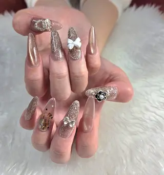 ネイル ネイルサロンベルティ .ひとみのネイルデザイン