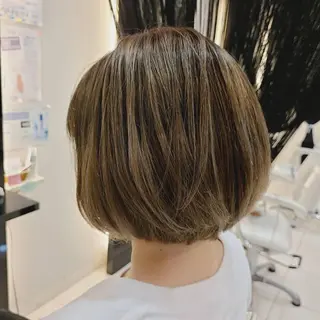 ミディアム デザインカラー✨🦄 透明感カラー✨ヒカルのヘアスタイル