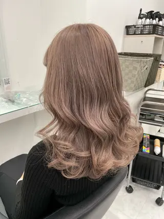ロング メンズ 艶感ミルクティー🤍 色落ち綺麗🤍ともやのヘアスタイル