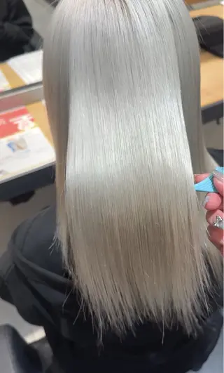 ミディアム たかはし るなのヘアスタイル