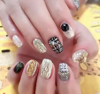 ネイル MoonNail ユリ🌸のネイルデザイン