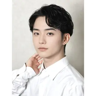 ショート ワダ カイのヘアスタイル