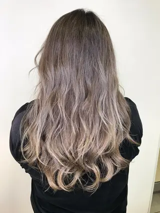 ロング カラー Miru by INCE HAIRのヘアスタイル