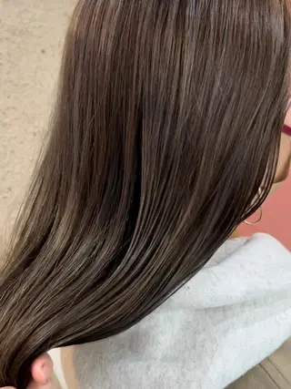 カラー 角戸 りおのヘアスタイル